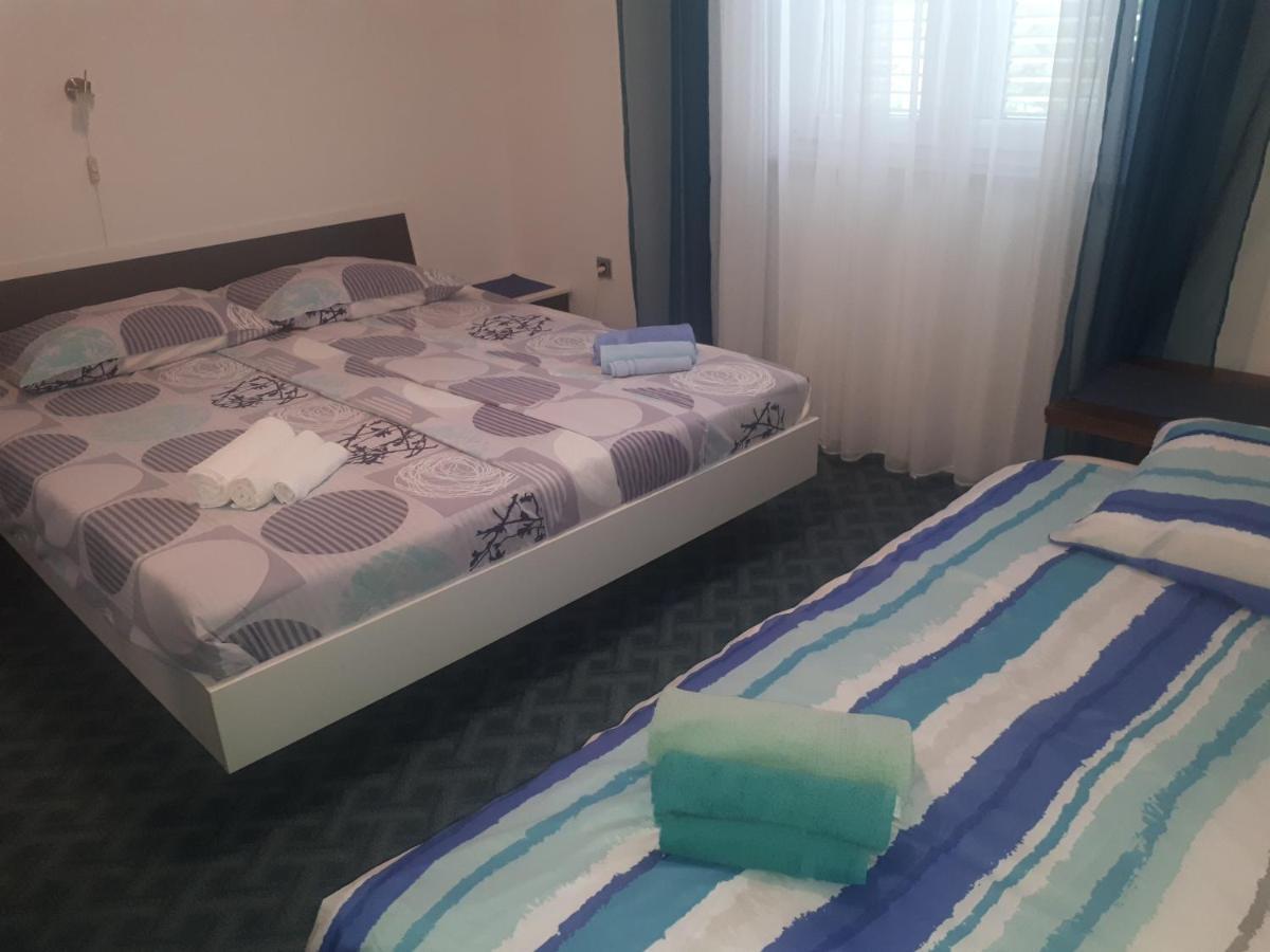 Rina Apartments ลาบิน ภายนอก รูปภาพ